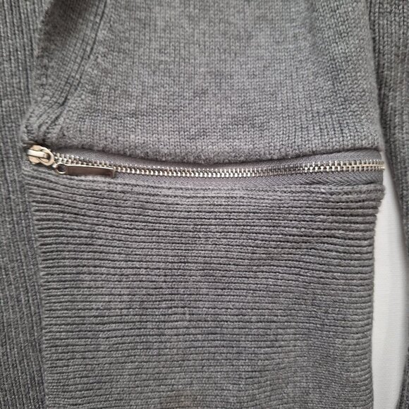 Carmen Marc Valvo Grey Open Cardigan - Picture 3 of 6